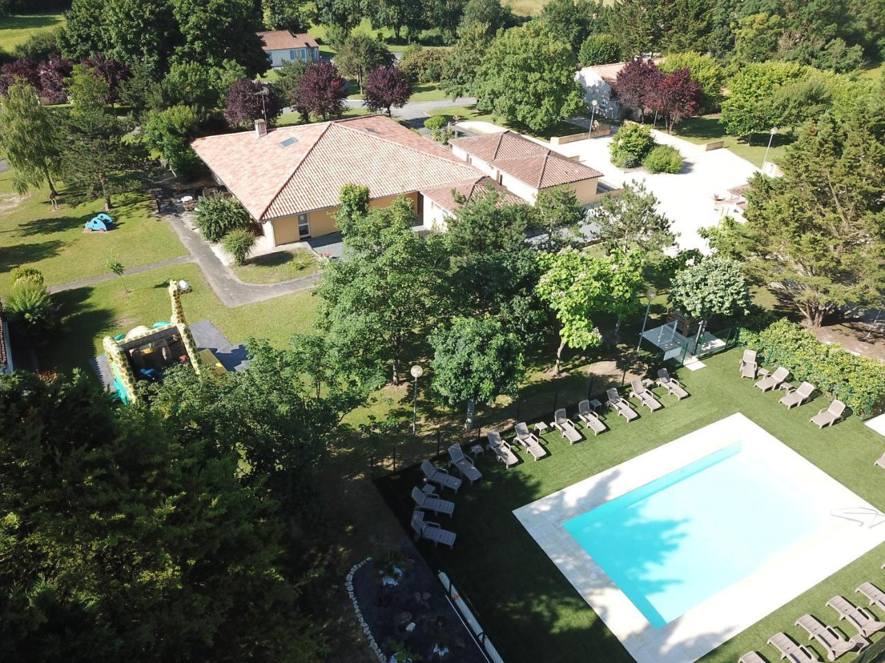 Villa Le Hameau de Saintonge à Tonnay-Boutonne Extérieur photo